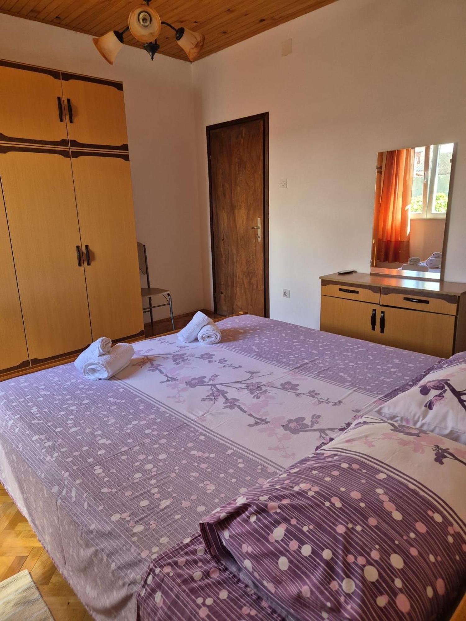 Apartmani Ino Škrip Екстериор снимка