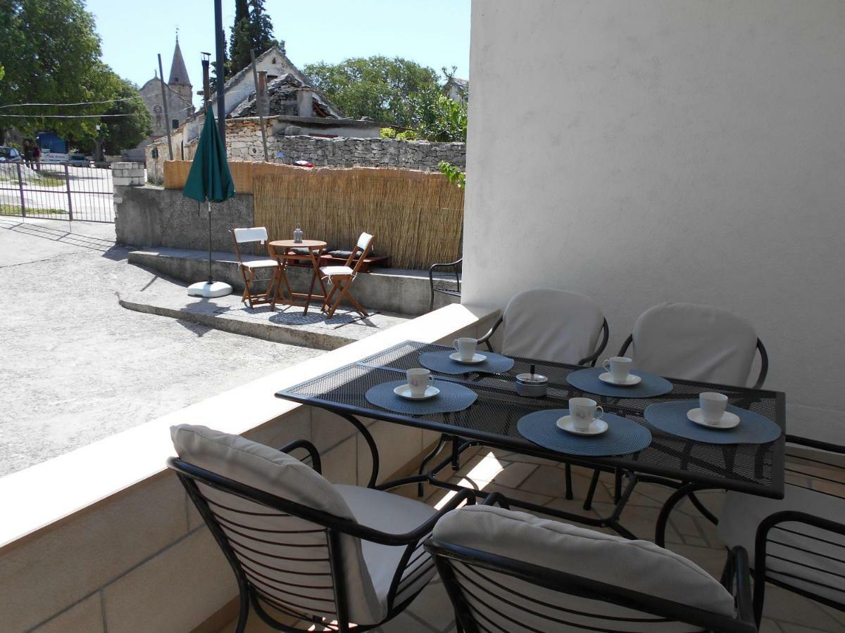 Apartmani Ino Škrip Екстериор снимка